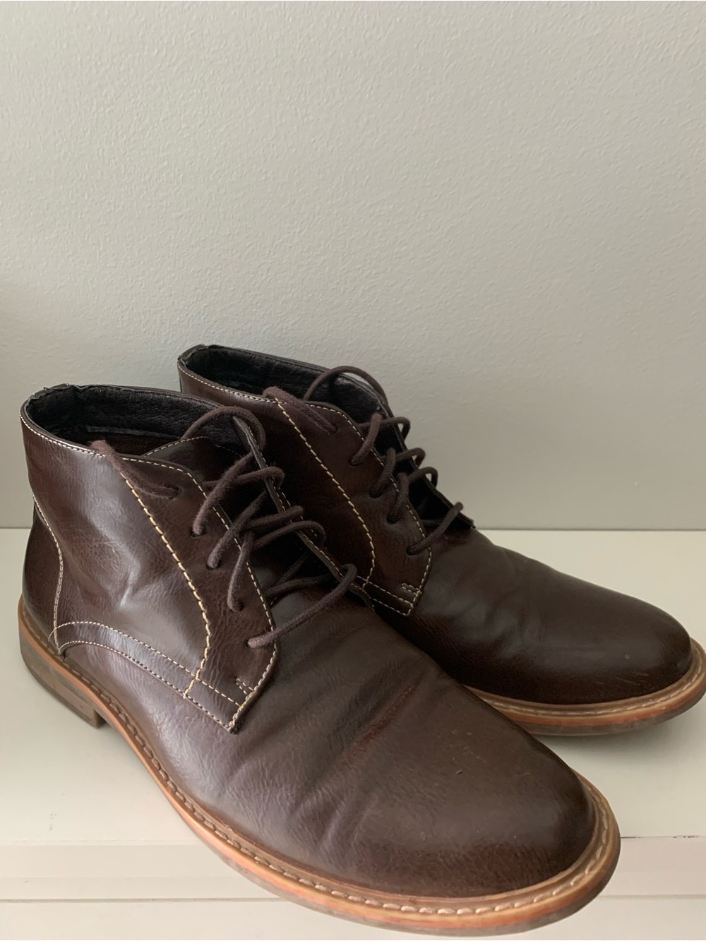 Steve Madden Dark Brown Leather Chukka Boots size 8